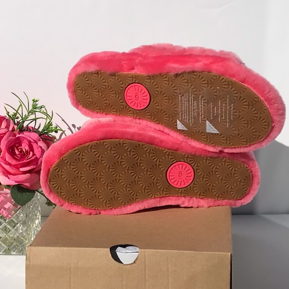 UGG Fluff Yeah Slide Poppy - Picture 8 of 9